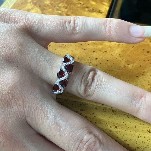 Natural Red Garnet Simulated Diamond Sterling Silver Ring Size 7 - Picture 4 of 9